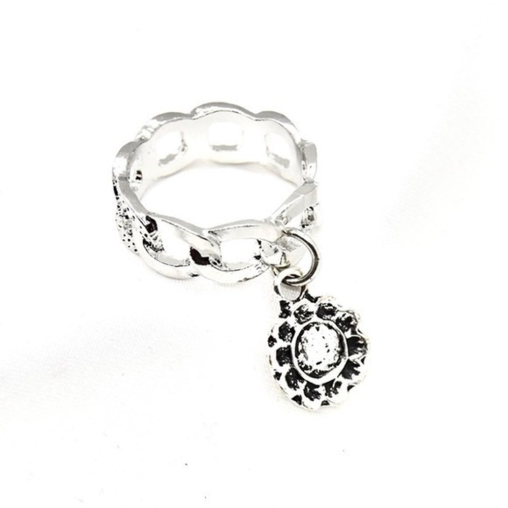 Flower Charm Chain Ring